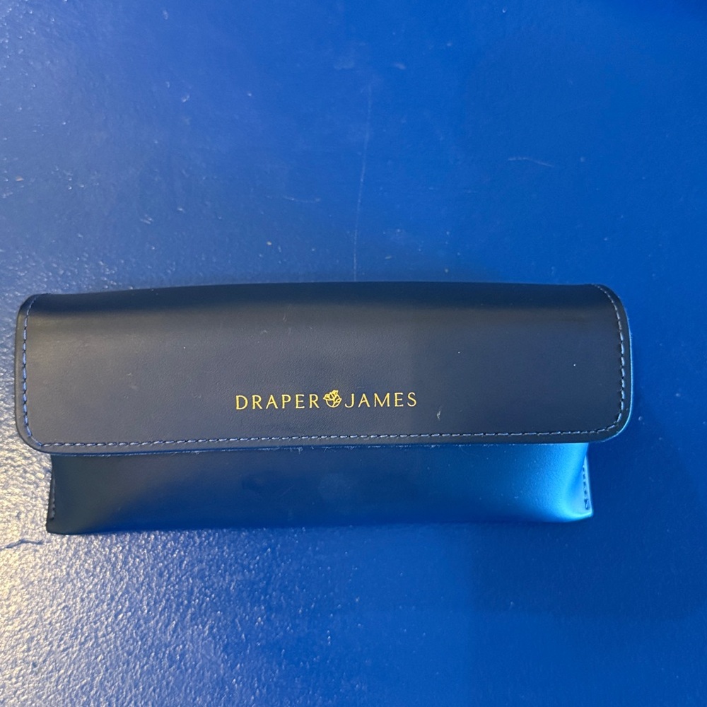 Draper James Sunglass case